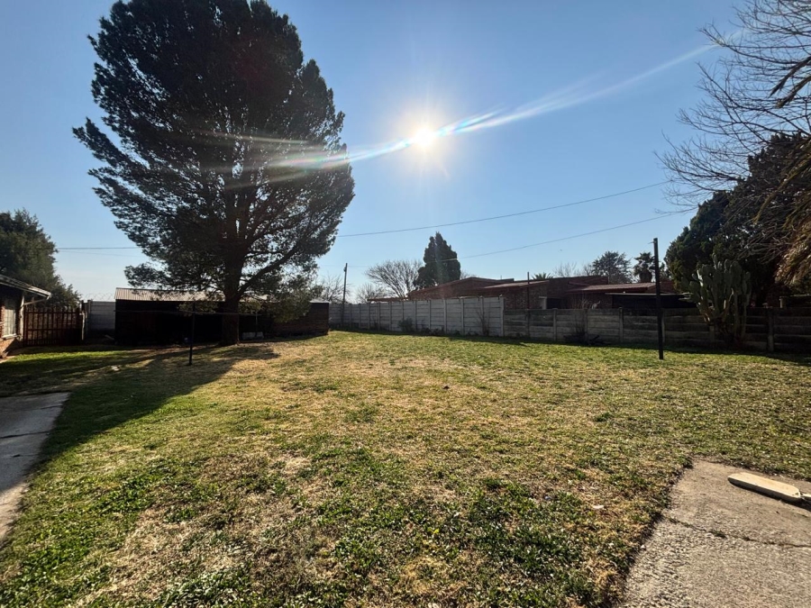 4 Bedroom Property for Sale in Roosheuwel North West
